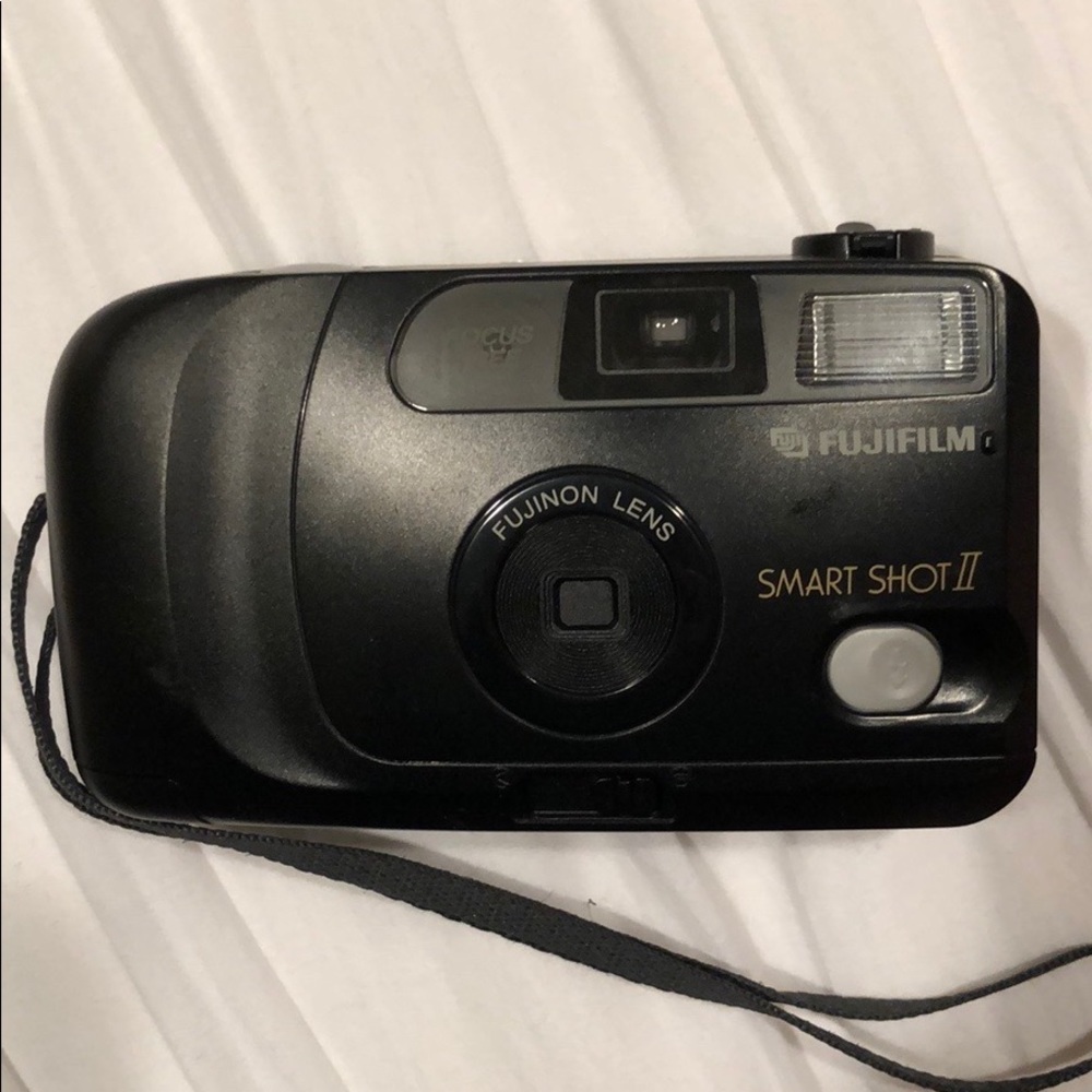 NWOT Fujifilm 35mm Smart Shot 2